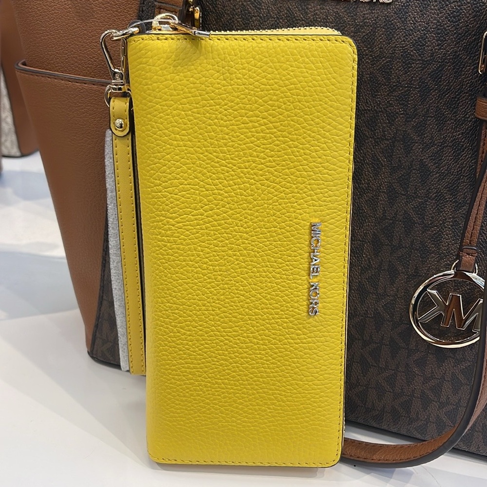 MICHAEL KORS JST 
Leather Continental Wristlet Phone Case Wallet Sunshine - Picture 5 of 16